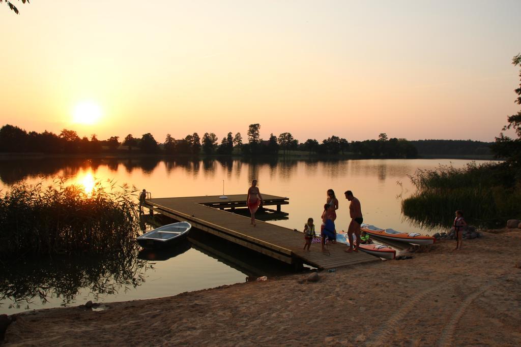 Dom Nad Krzywym - Prywatna Plaza, 2 Boiska, Sauna, Plac Zabaw Vila Krzywe  Exterior foto